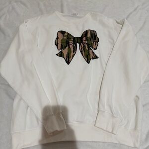 White Sweatshirt with Camouflage Bow